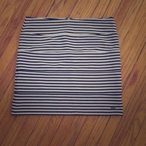 VS stripped mini skirt